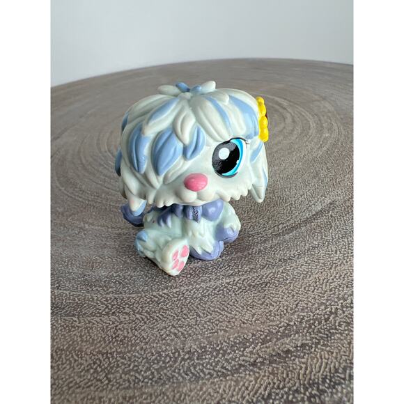 Littlest Pet Shop LPS #1712 Purple and White Sheep Dog with Yellow Flower 2007 - Picture 1 of 5